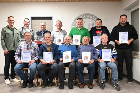 Langjährige und verdiente Mitglieder - Ehrungen bei der JHV 2026